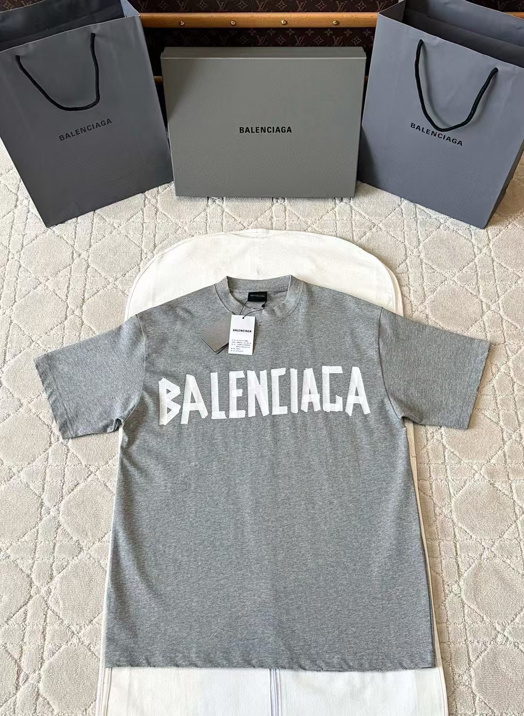 MEN'S NEW TAPE TYPE TR T-SHIRT MEDIUM FIT IN GREY
